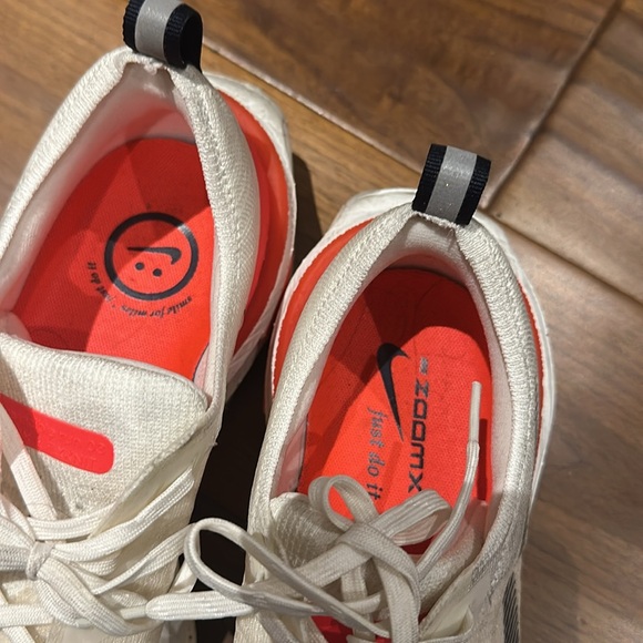 Nike Men's Cream and Black Athletic Shoes - Picture 5 of 5